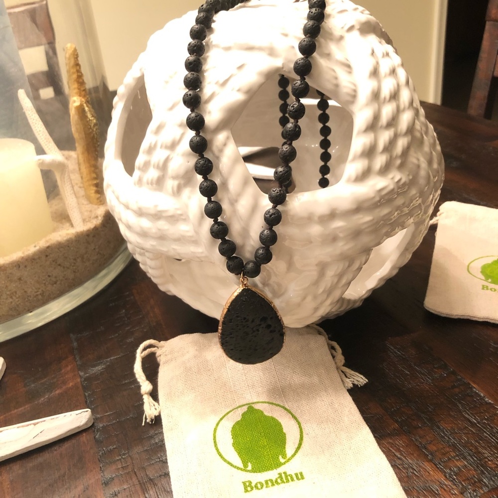 Bondhu Aromatherapy Black Lava Stone Diffuser Mala